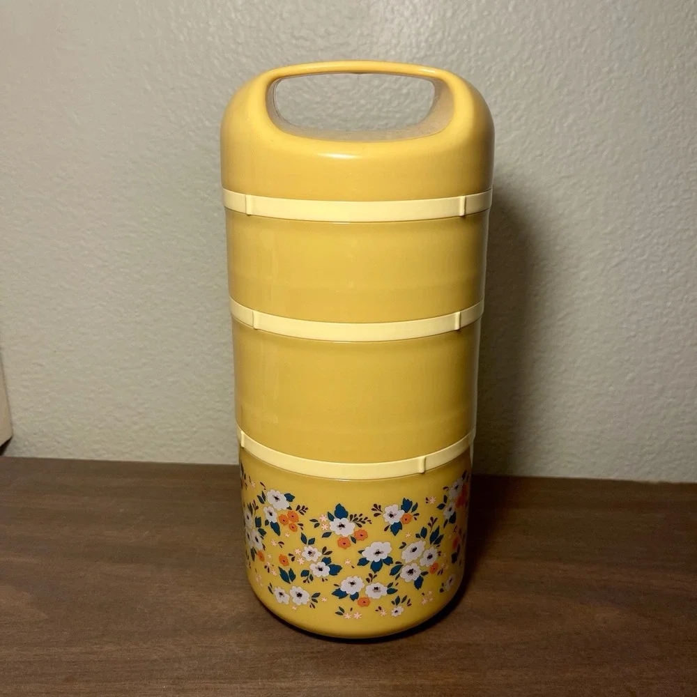 Mytagalongs  Tall‎ Floral Bento Box Snack Container 3 Compartments Yellow